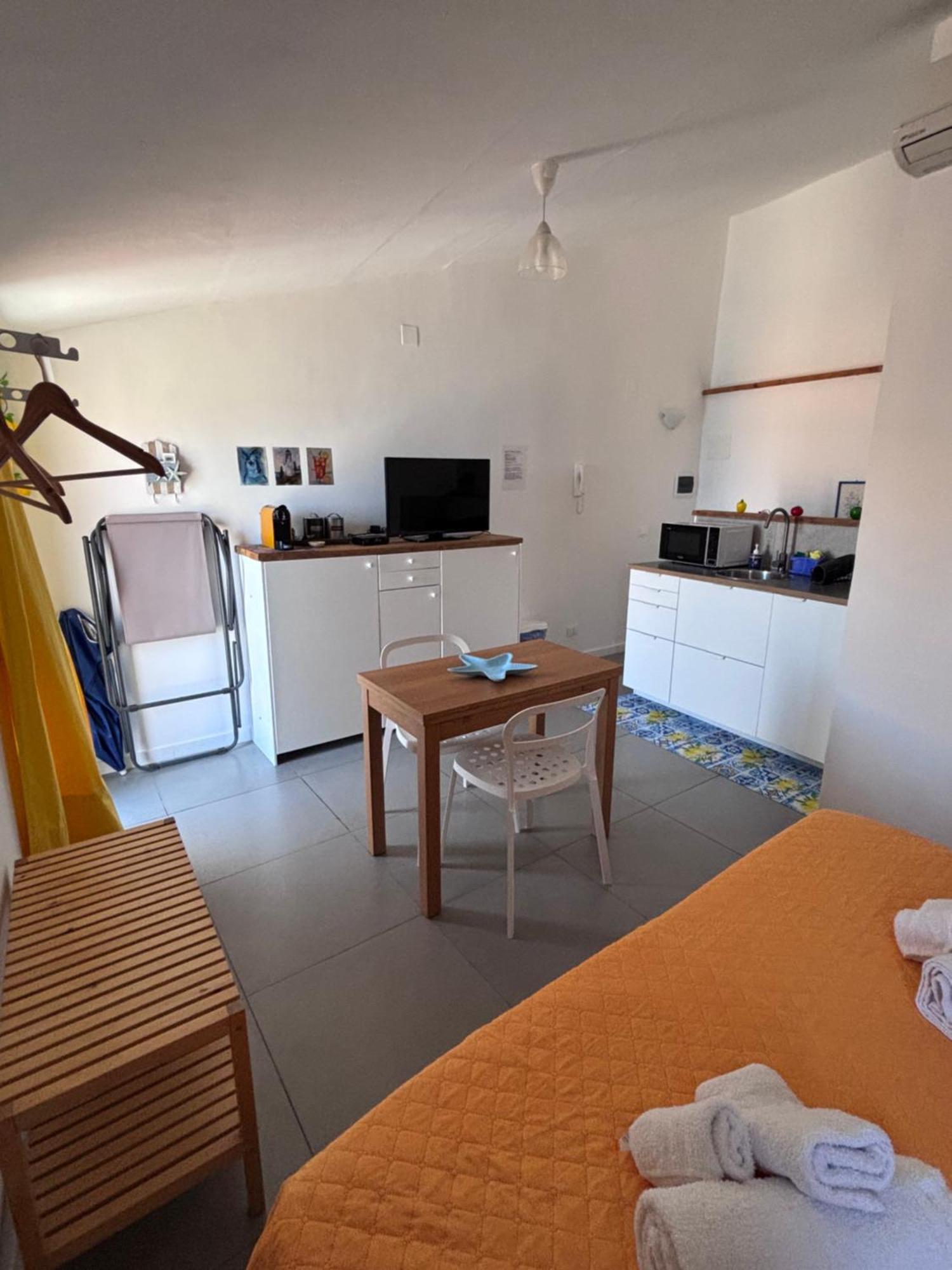 Chez Julie Apartment เชฟาลู ภายนอก รูปภาพ